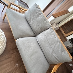 ソファもらってください