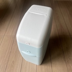 アップリカ　オムツ処理ポットの画像