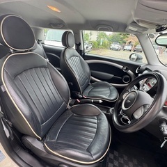 BMW MINIクーパー　革シート　シートヒーター　車検R8.12月迄　オートローン可能の画像
