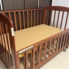 木製ベビーベッド（収納付き）※5月27日までに引き取り希望の画像