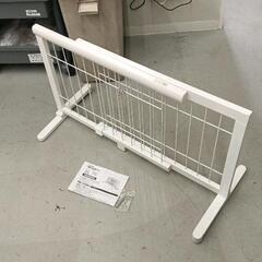 0523-084 ペット用伸縮ゲート