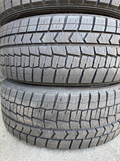 室内保管★ バリ溝215/50R1/7 2021年スタッドレスタイヤ引取り限定★ 室内保管☆ バリ溝215/50R1/7 2021年スタッドレスタイヤ引取り限定☆