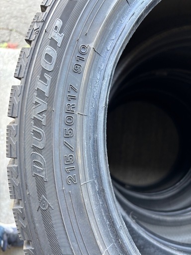 室内保管★ バリ溝215/50R1/7 2021年スタッドレスタイヤ引取り限定★ 室内保管☆ バリ溝215/50R1/7 2021年スタッドレスタイヤ引取り限定☆