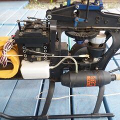 引き取り限定福岡県/HIROBO Shuttle ZX ラジコン ヘリコプター/動作未確認ジャンク品・中古品・本体のみ※説明お読みください/現状渡しの画像