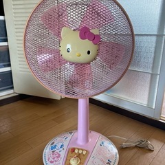 キティちゃんのレトロな扇風機ﾐ・◦・ﾐ
