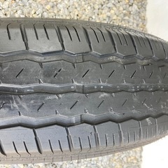 ハイエース　社外15インチアルミの画像