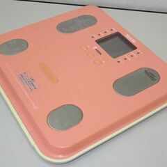 stp-3201　タニタ　体組成計　BC-565　ピンク　ヘルスメーター　体重計　インナースキャン　個人データ4人分　内臓脂肪チェック　筋肉量　基礎代謝チェック　体内年齢　推定骨量　体水分率　BMI　健康管理　生活習慣病予防　体重管理　デジタル　TANITAの画像