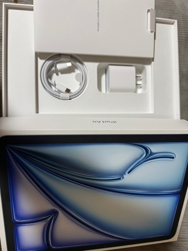 【本日限り】iPadAir第6世代(M2)バッテリー100%傷無し【ケース、フィルム付】