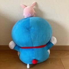 ドラえもんぬいぐるみの画像