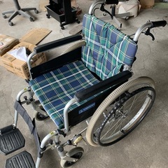 中古良品❗️クルマ椅子♿️折り畳み可能❗️
の画像
