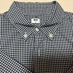 ユニクロ メンズシャツの画像