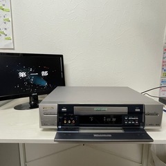 f●■★Panasonic パナソニック デジタルハイビジョン D-VHS S-VHS ビデオデッキ NV-DH1【リモコンなし】の画像