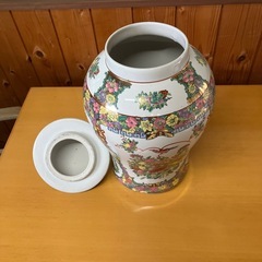 インテリア　壺の画像