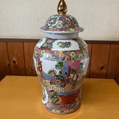 インテリア　壺