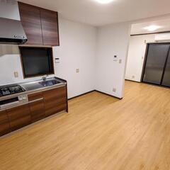 西区の店舗付き一戸建！店舗面積約23.5m2！