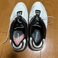ゴルフシューズ