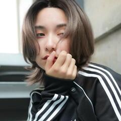 セミロングウィッグ