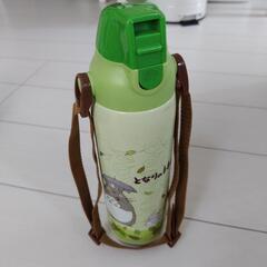 トトロ水筒