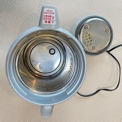 電気ポットの画像