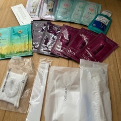 ★お泊まり便利セット＆シャンプー＆トリートメント試供品セットの画像