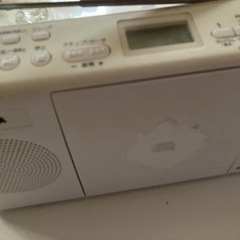 TOSHIBAラジカセ　薄型タイプホワイト約束中
