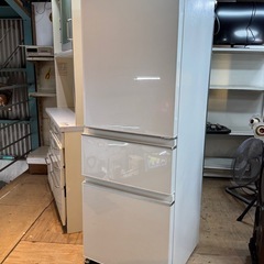 美品2022年製三菱冷蔵庫