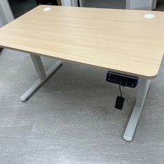 電動昇降機能付きデスク