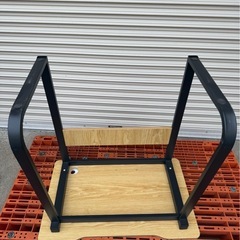 作業テーブル　机　デスク　パソコンデスクの画像