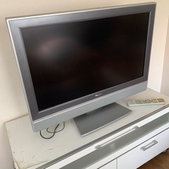 液晶テレビ