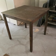 木製スクエアテーブルお譲りします