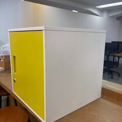 【ロッカー1人用】オフィスの個人用ロッカーや貴重品の収納として利用可能　約W380 × D380 × H380mmの画像