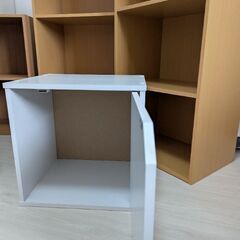 【無料】 カラーボックス4個セット｜USEDですがまだ使えます！の画像