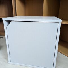 【無料】 カラーボックス4個セット｜USEDですがまだ使えます！の画像