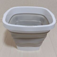 0円まで値下げします！引越し処分！3COINS折りたためるバケツ...