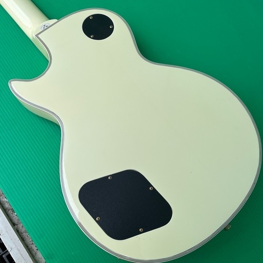 お買い得品 Maison ホワイトエレキギター Maison ホワイトエレキギター