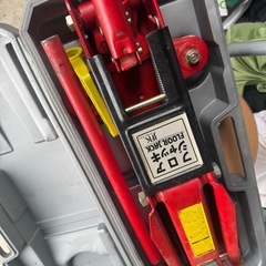 フロアジャッキ　荷重2トン
