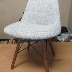 7-2　未使用/新品　在庫2脚ダイニングチェア Eamse イー...