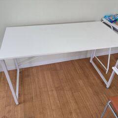 作業台用のテーブルです