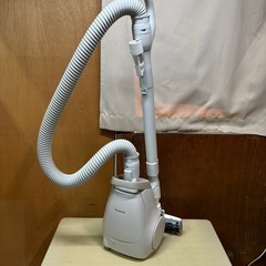 パナソニック 掃除機 紙パック 2023年製