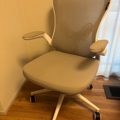 HBADA　オフィスチェア