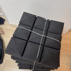12枚 防音シート 粘着 吸音材 黑色 防音マット 30 x 30 x 5cm の画像