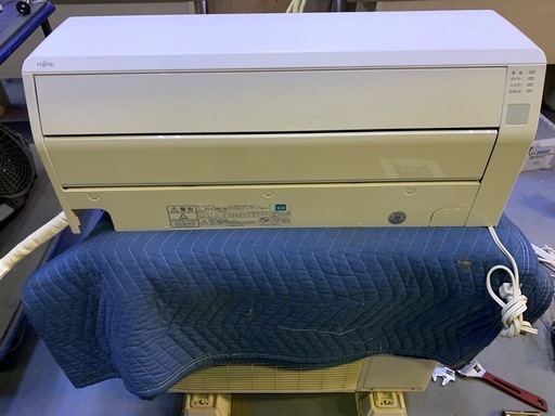 福岡市内取付料金込み　富士通　ルームエアコン　10-12畳タイプ
