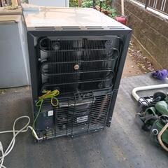 ジャンク扱いコカ・コーラ冷蔵庫の画像