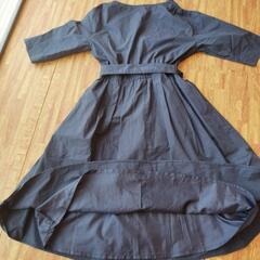 紺色のワンピース👗の画像