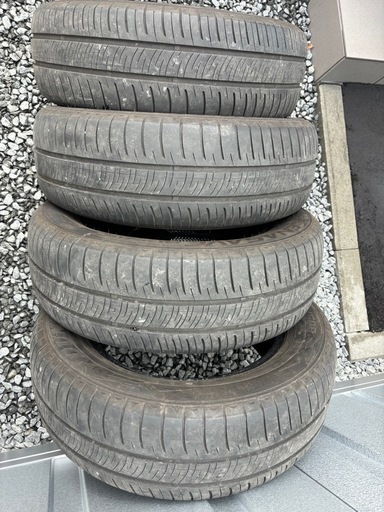 夏タイヤ　195/65R15 4本セット