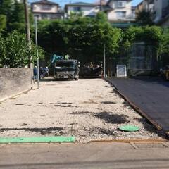 ◇【狛江市/大型ダンプドライバー】土日休み/日勤/運転業務のみ！...