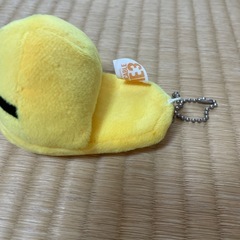 【無料】ミニオン　スリッパ型　キーホルダーの画像