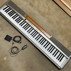 CASIO PX-120と電源アダプタとペダル