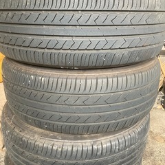 1本500円‼️アルミ付きタイヤも買い取り中〜