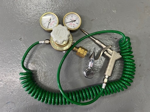 最終値下げ！ヤマト産業　ヘリウムガス用レギュレター